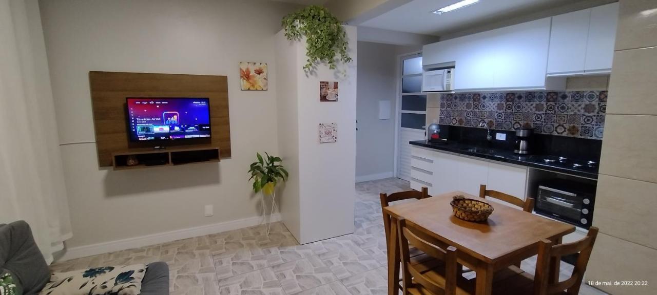 Residencial Bernardo, Meia Quadra Do Trapiche Florianópolis المظهر الخارجي الصورة